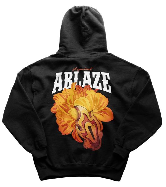 Set your heart ablaze - Hoodie